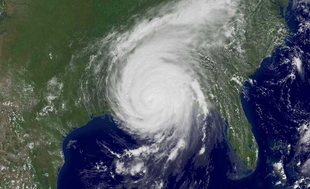 20 разрушительных фактов про ураган, тайфун и смерч