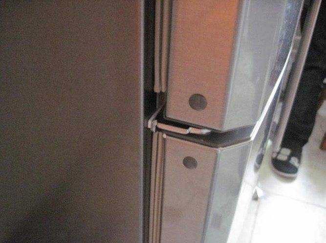 Как починить дверь, если она не закрывается