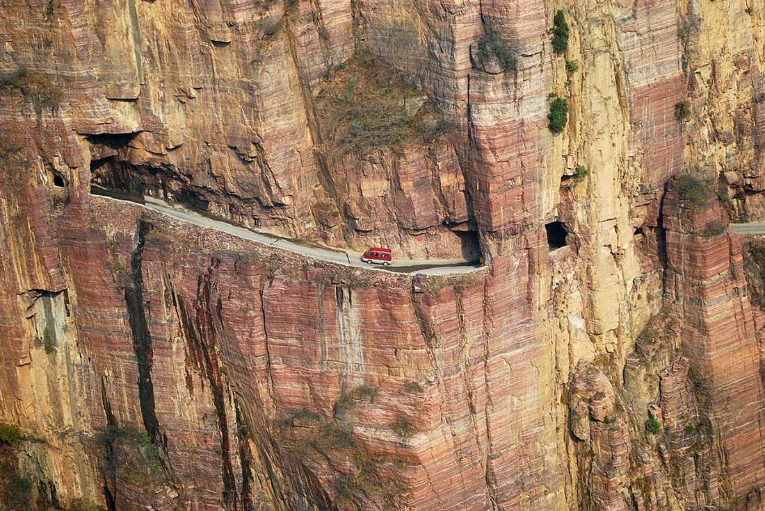 Опасно для жизни: подборка самых ужасных дорог мира. часть 1