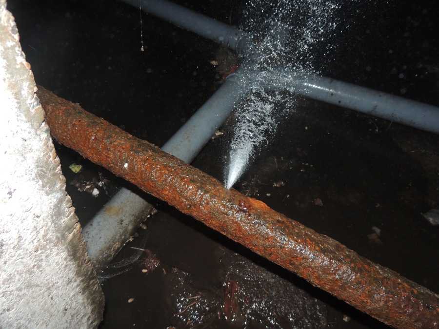 Герметик водопроводный: для пвх, железных труб, от протечек на стыке, под давлением