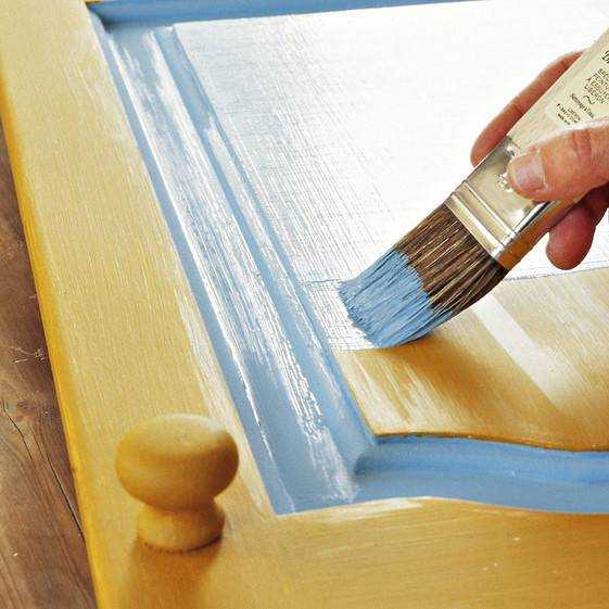 Подробные инструкции, как покрасить кровать в другой цвет своими руками