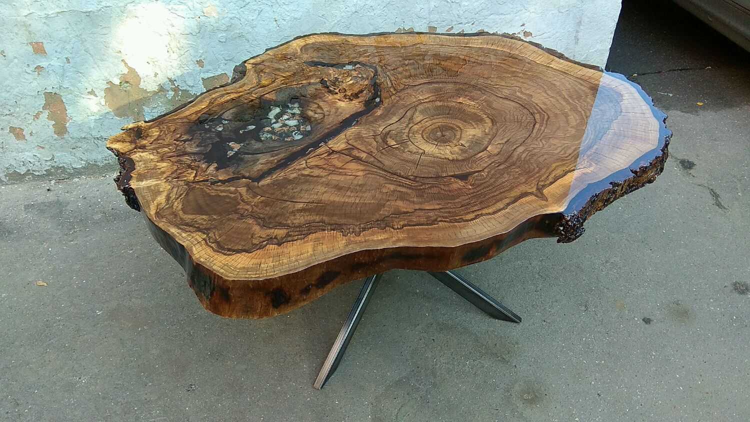 Стол из спила дерева: 110 фото расположения всегда уникальных столов