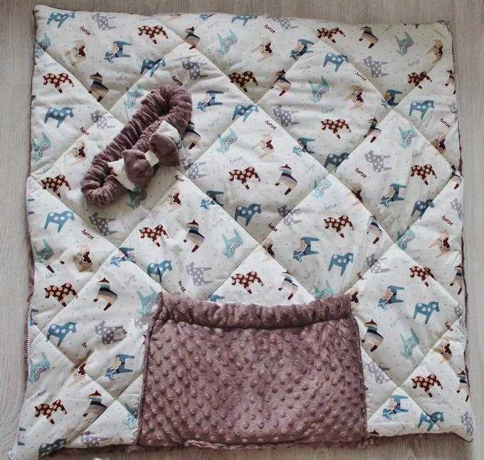 Размер детского одеяла и подушки для новорожденных в кроватку - стандарты