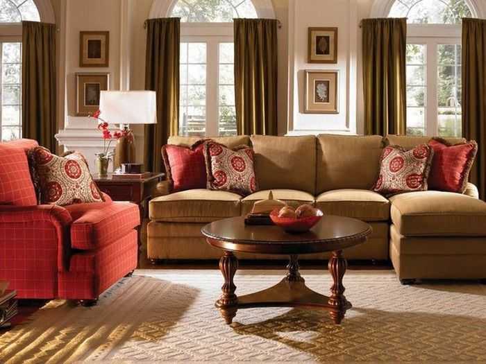 Коричневый диван в интерьере создает атмосферу уюта и тепла Особенности выбора дивана Правила сочетания с разными цветами Фотовидео