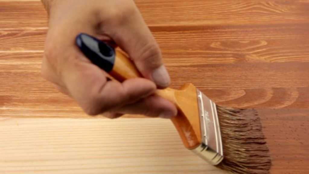10 идей как обновить и покрасить старый шкаф