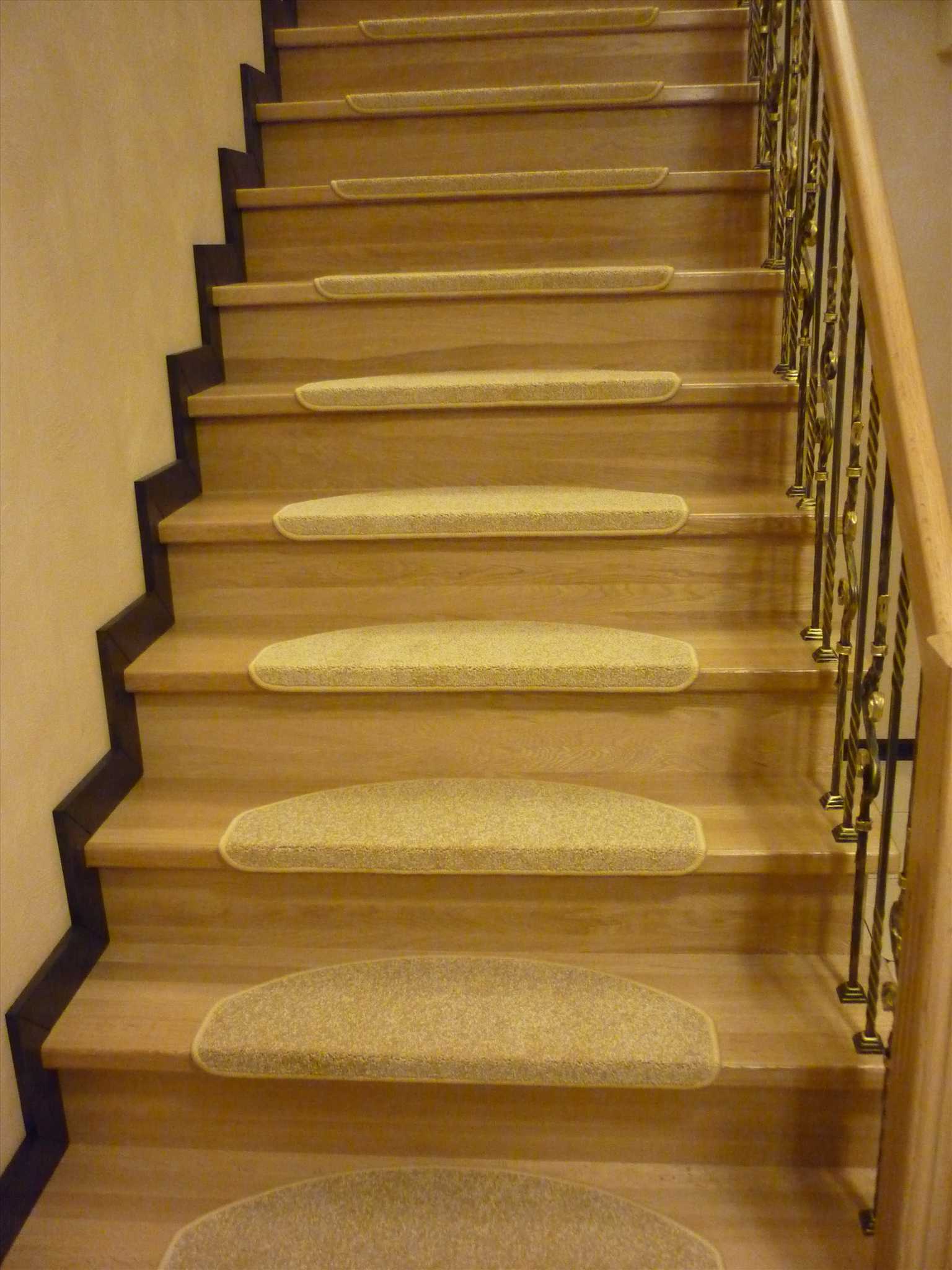 Как обшить лестницу ковролином - всё о лестницах