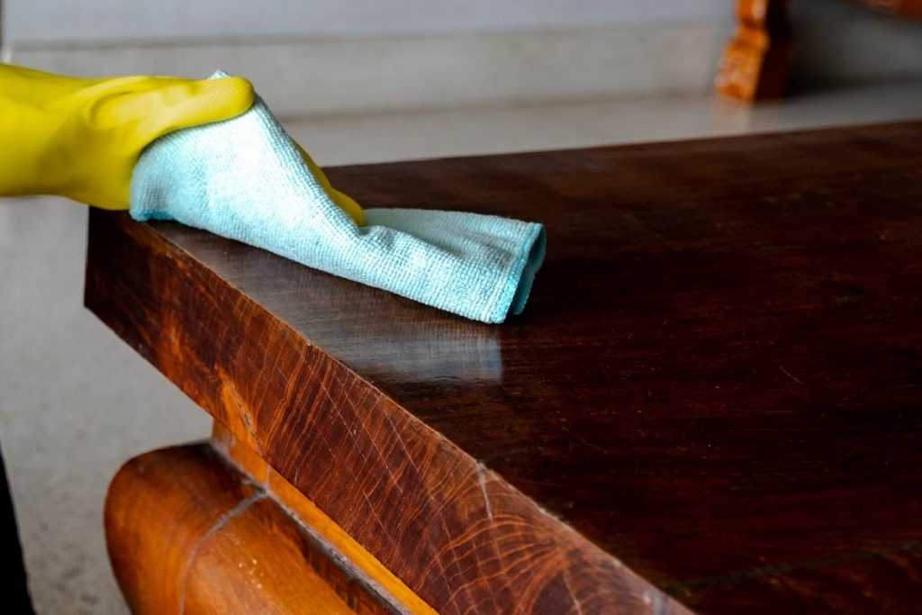 Как почистить полированную мебель в домашних условиях: применение народных средств