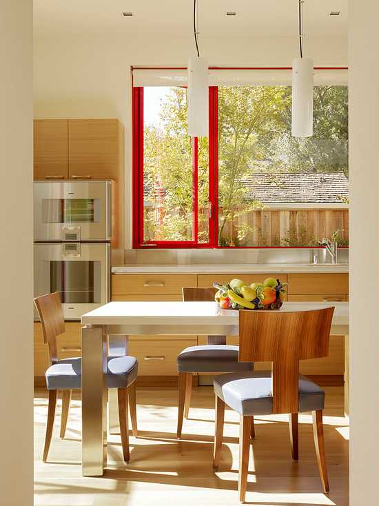 Стулья в интерьере - особенности подбора для стильного интерьера современной гостиной или кухни