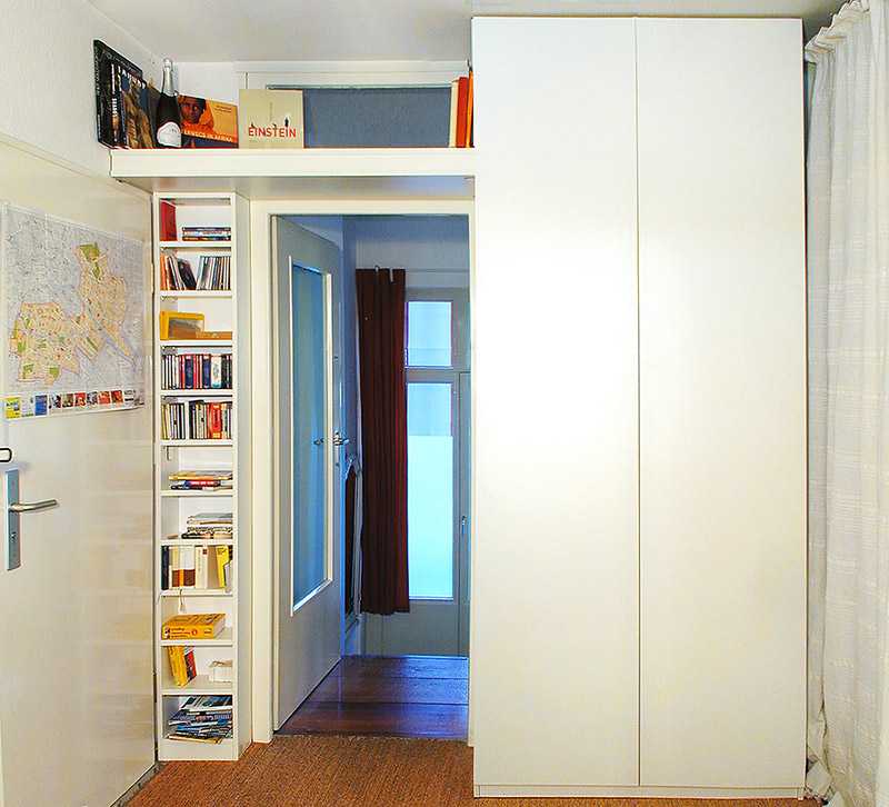Шкаф вокруг дверного проема — нюансы выбора и планировки