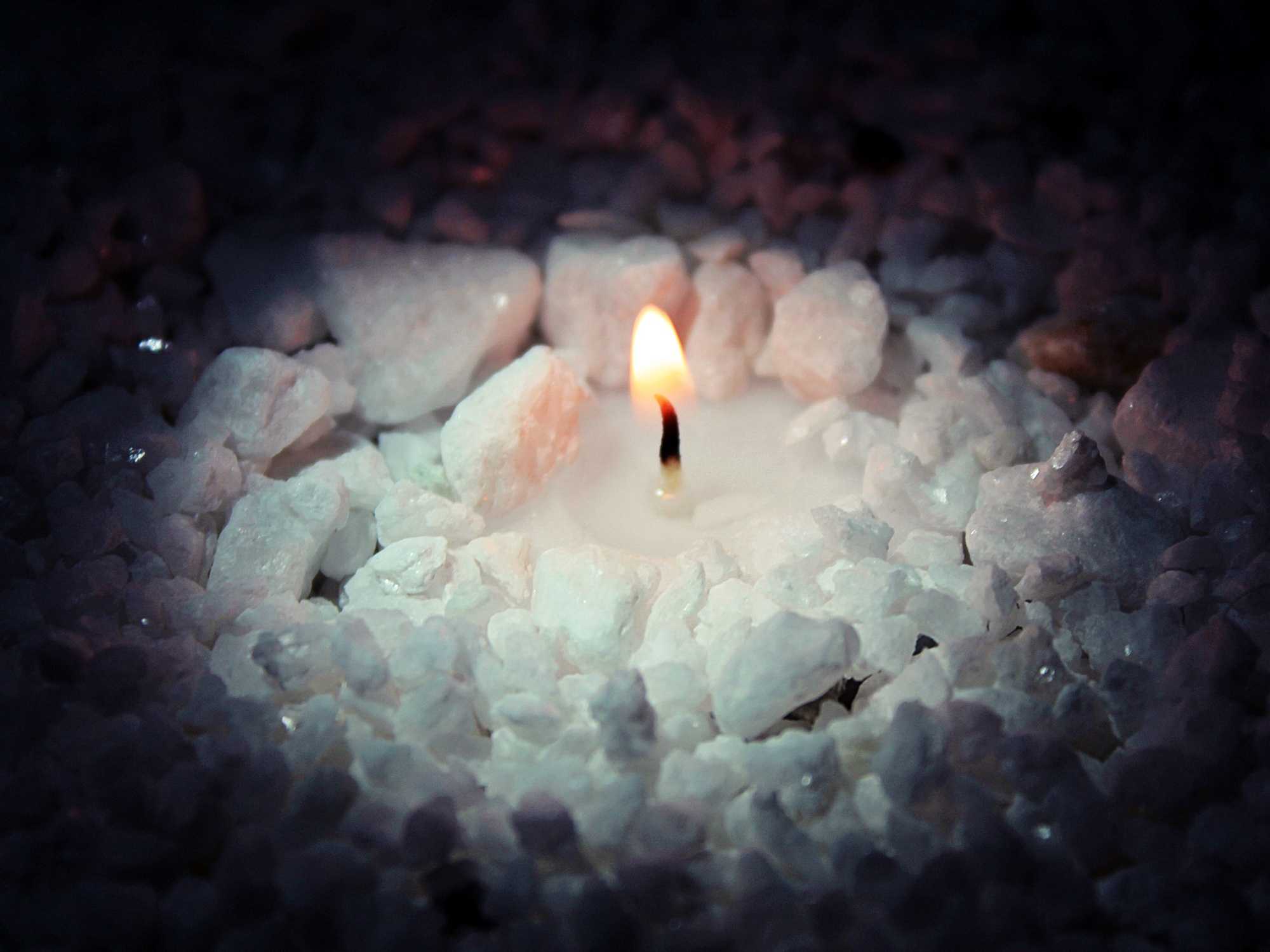 Магия свечи и соль