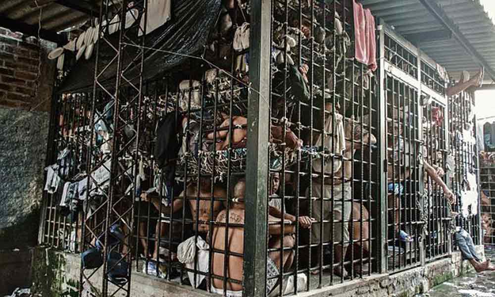 Самая жестокая тюрьма в мире фото