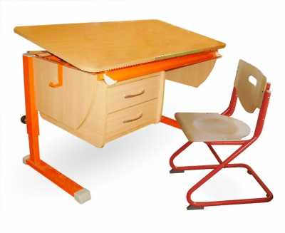 Как выбрать правильный письменный стол для школьника