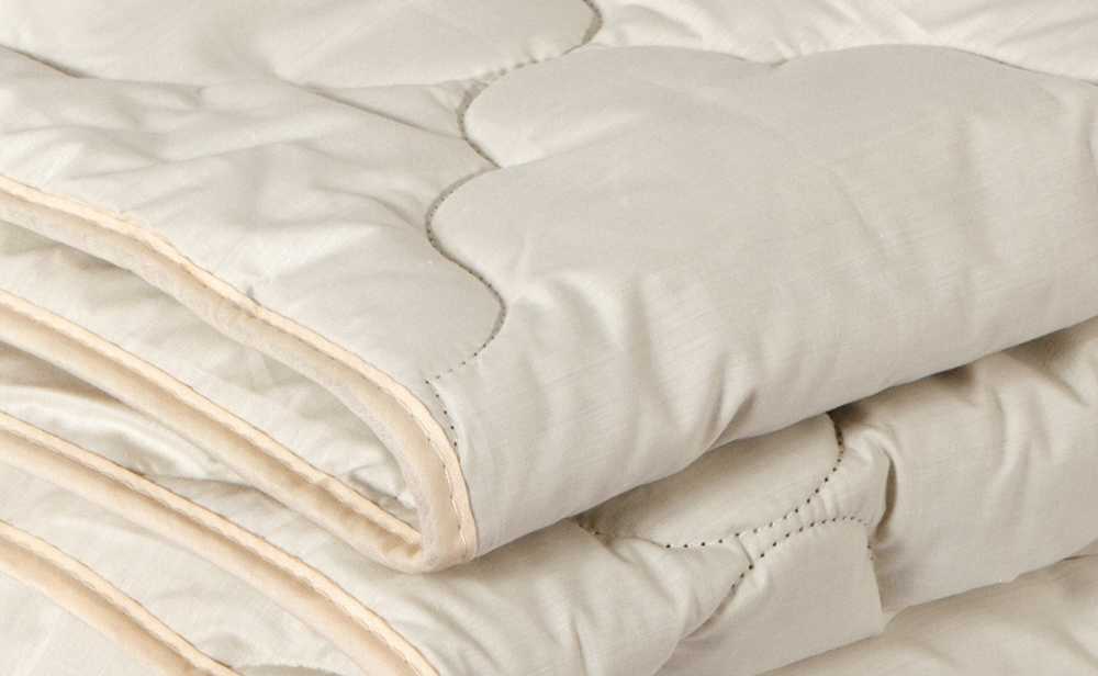 Одеяло 100х140 70% шерсти клетка шуя, с-105/1кл-илш, пл. Одеяло из шерсти плотность 600 верблюжьей шерсти. Одеяло "верблюжья шерсть" 2сп, 175х205см 539644. Шерсть плотность 600 гр/м². Войлок одеяло.